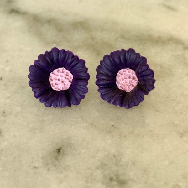 Daisy Stud - Purple